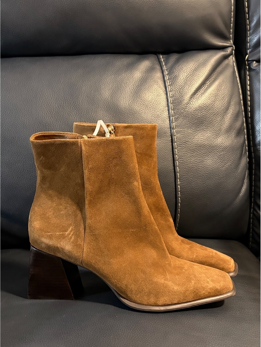NWT Gianni Bini Women's Brown Suede Ankle Boots with Block Heels Size 9.5